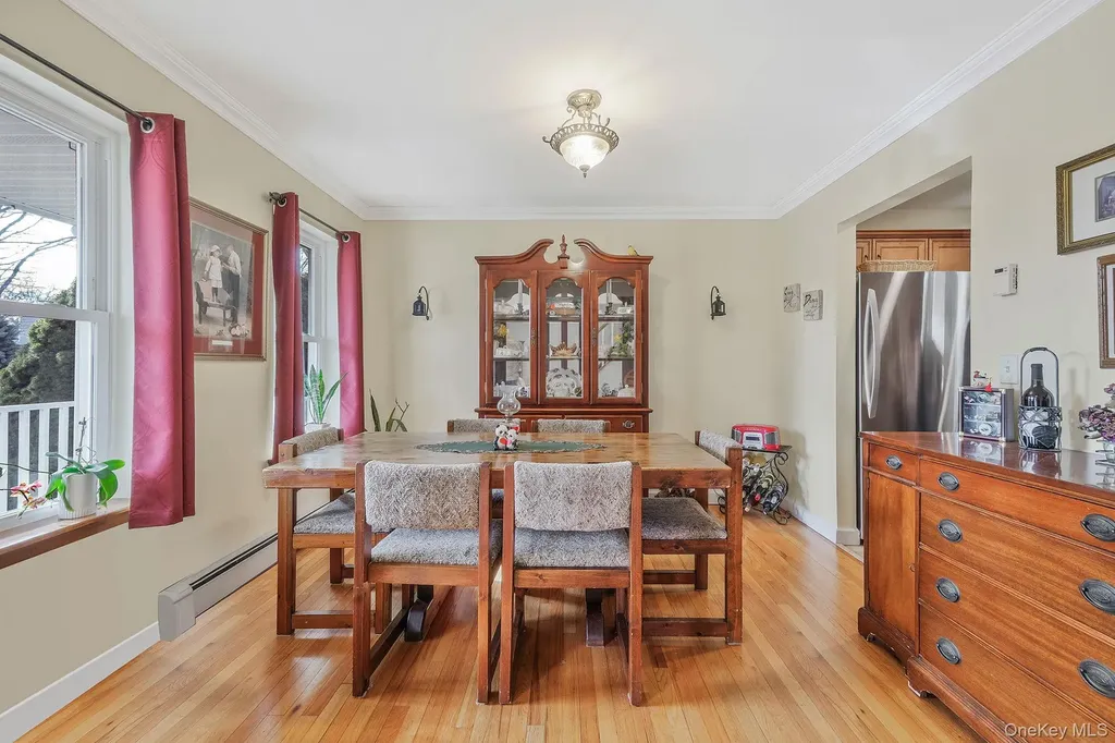 61 Arpage Drive E Shirley NY 11967