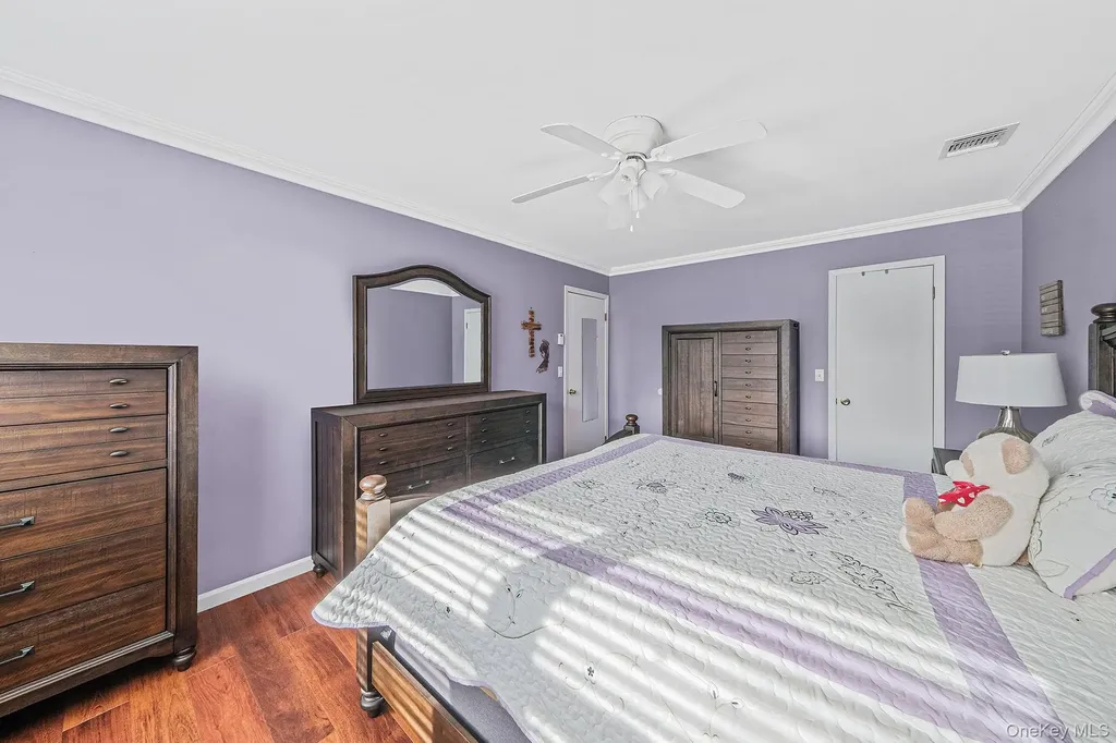 61 Arpage Drive E Shirley NY 11967