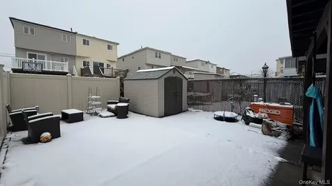 35 Gauldy Avenue Staten Island NY 10314
