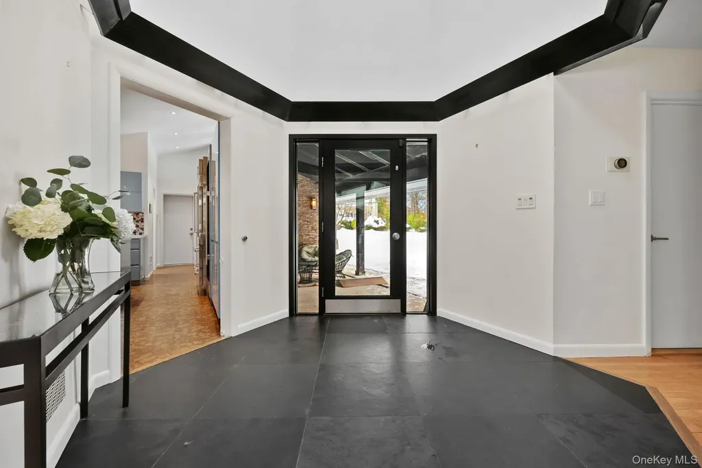 10 Lincoln Road Scarsdale NY 10583