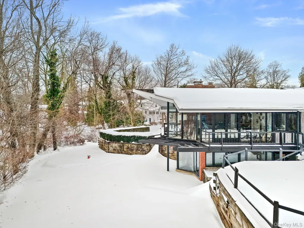 10 Lincoln Road Scarsdale NY 10583