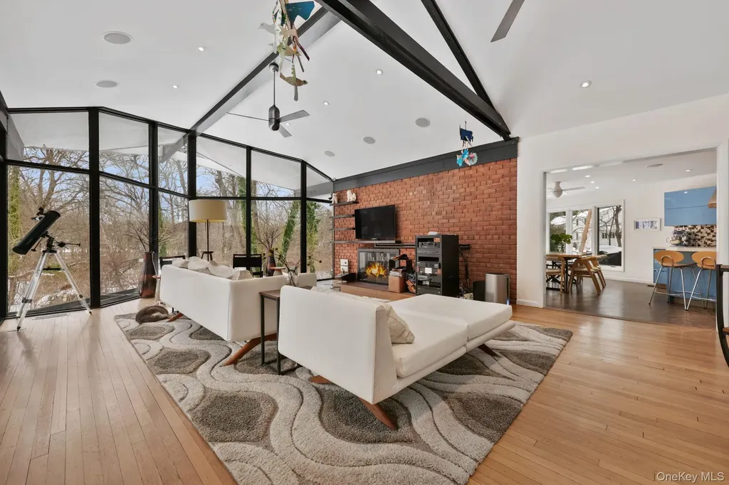 10 Lincoln Road Scarsdale NY 10583