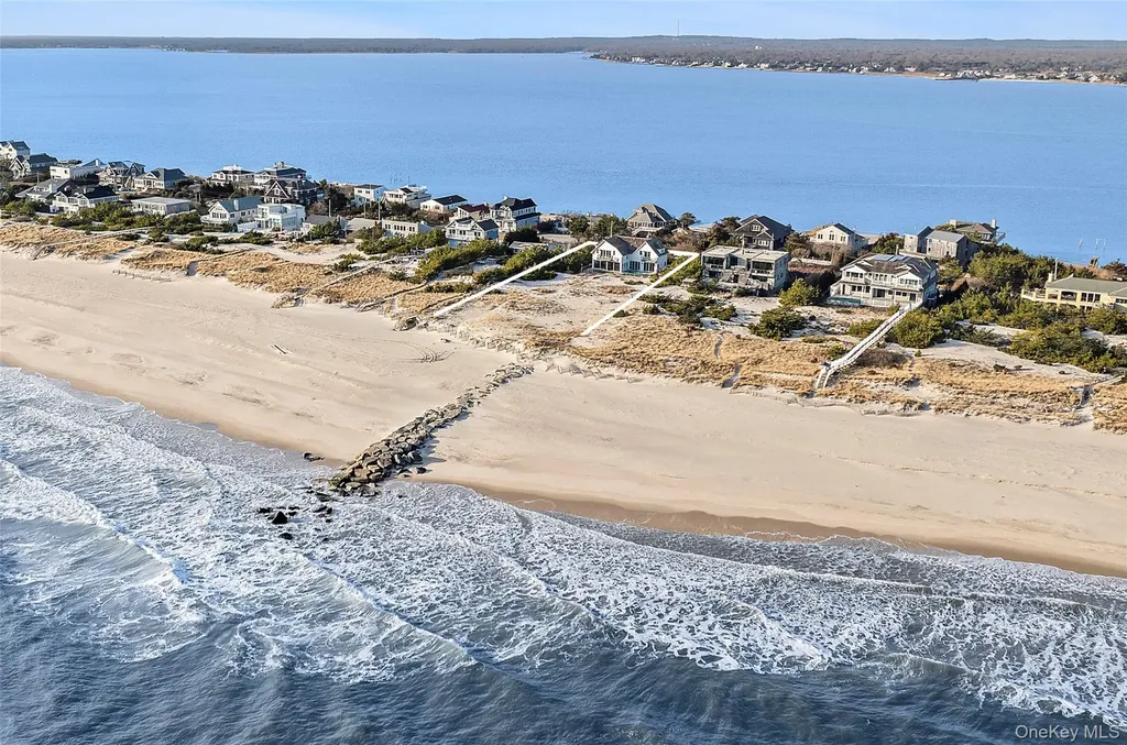 617 Dune Road Westhampton NY 11978