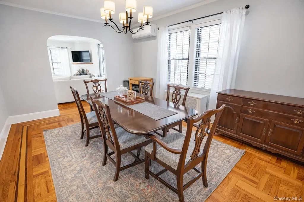 3 Olive Place Lynbrook NY 11563
