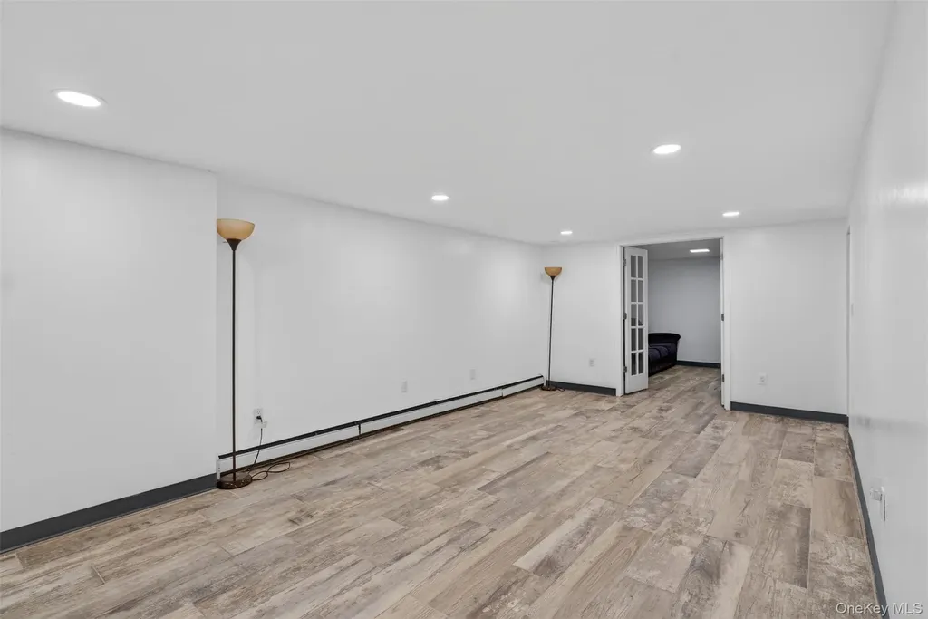 21 Edith Avenue Saugerties NY 12477