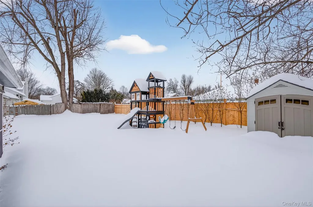 21 Edith Avenue Saugerties NY 12477
