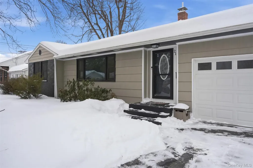 21 Edith Avenue Saugerties NY 12477