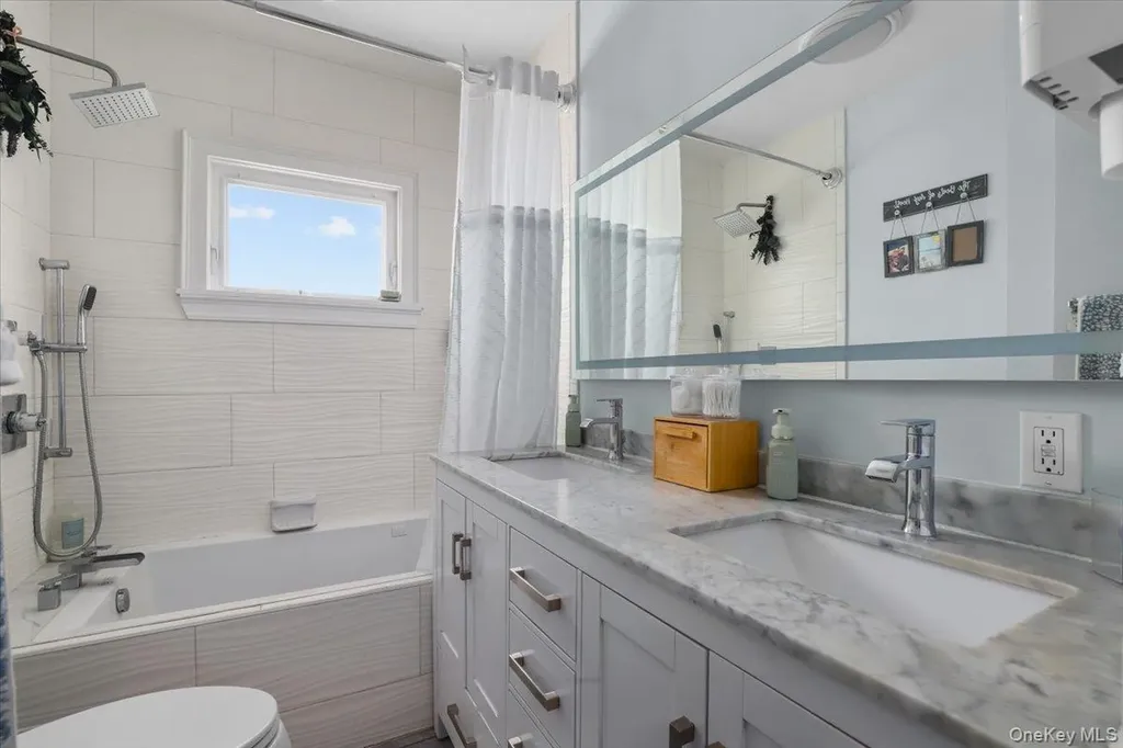 1644 Lurting Avenue Bronx NY 10461