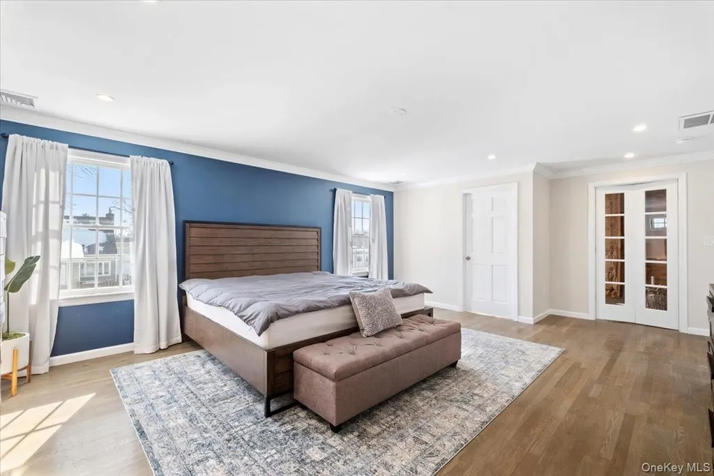66 Middle Road Eastchester NY 10709