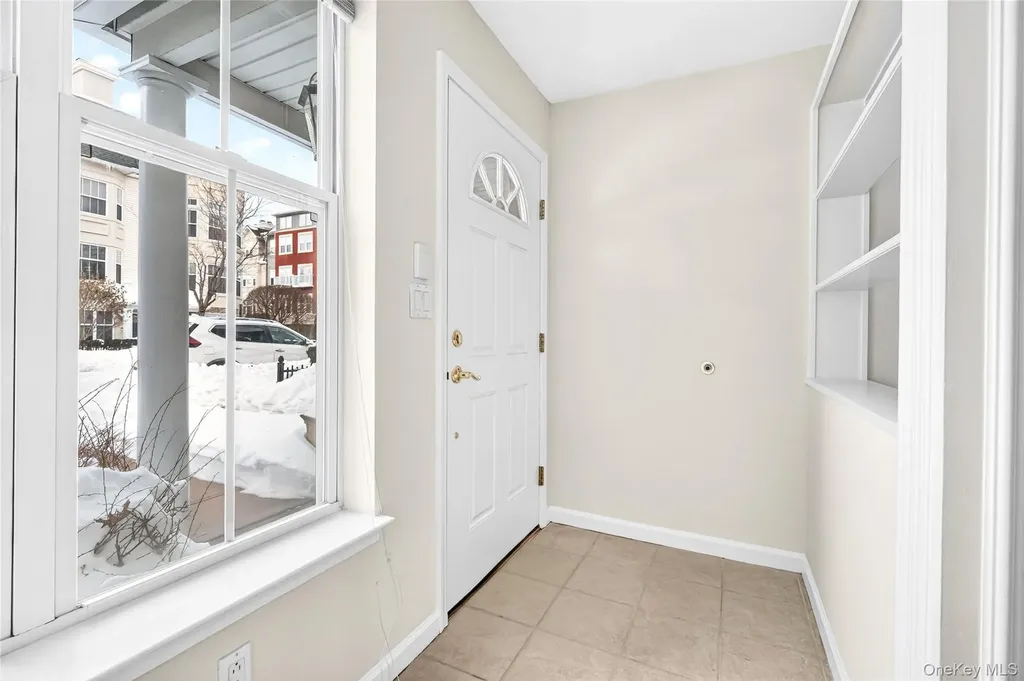 17 Harbor Pointe Drive Haverstraw NY 10927