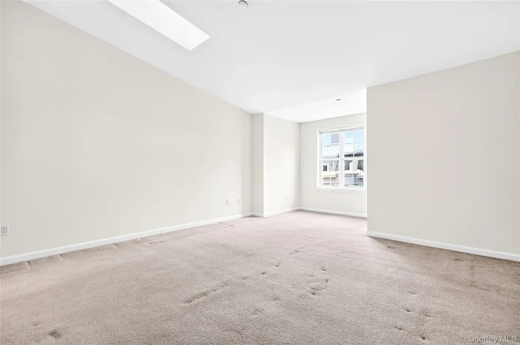 17 Harbor Pointe Drive Haverstraw NY 10927
