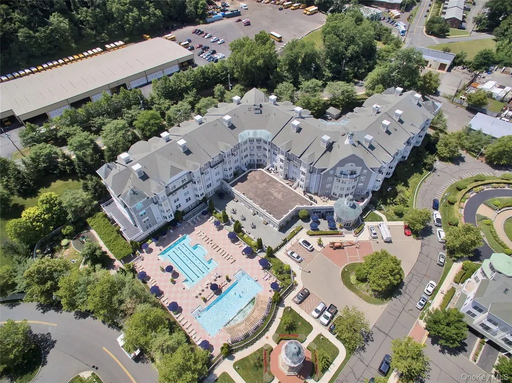 17 Harbor Pointe Drive Haverstraw NY 10927