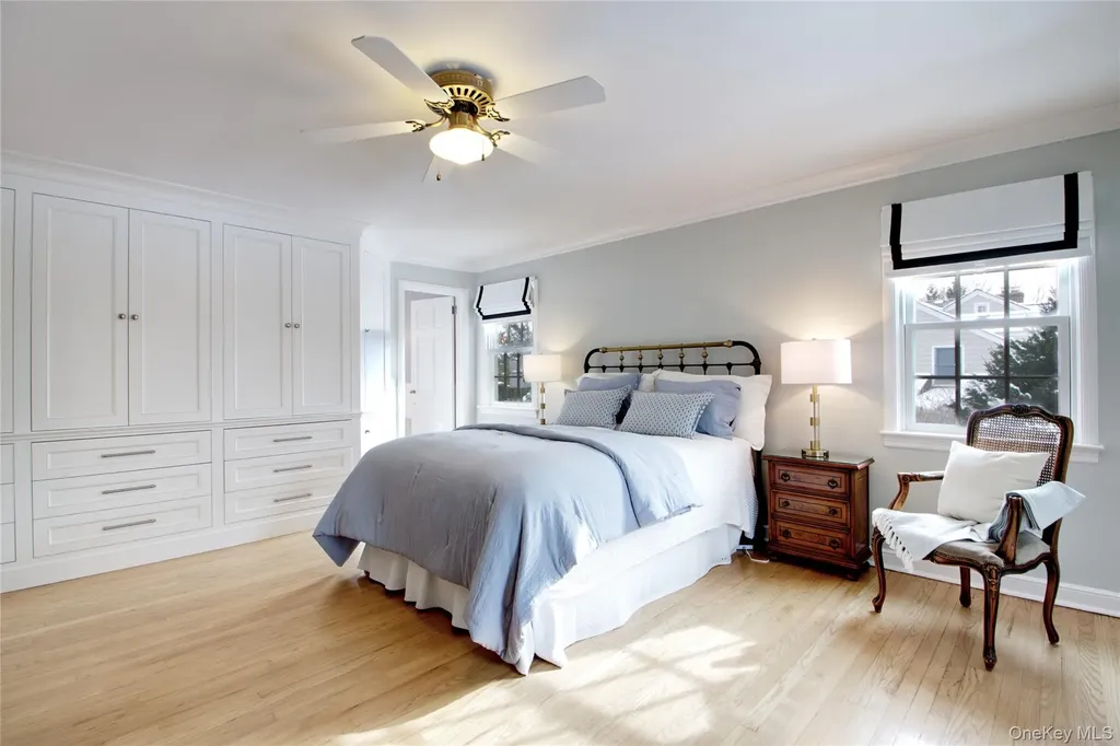 32 Barnard Place Manhasset NY 11030