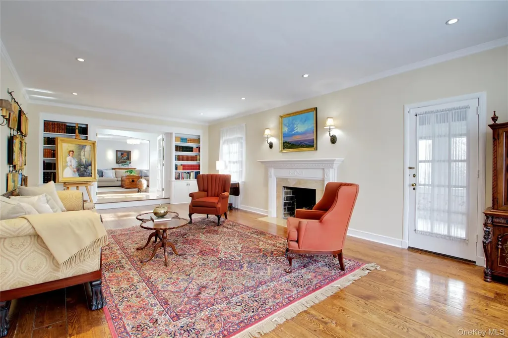 32 Barnard Place Manhasset NY 11030