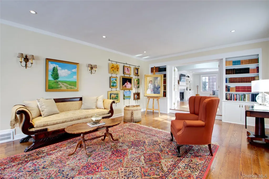 32 Barnard Place Manhasset NY 11030