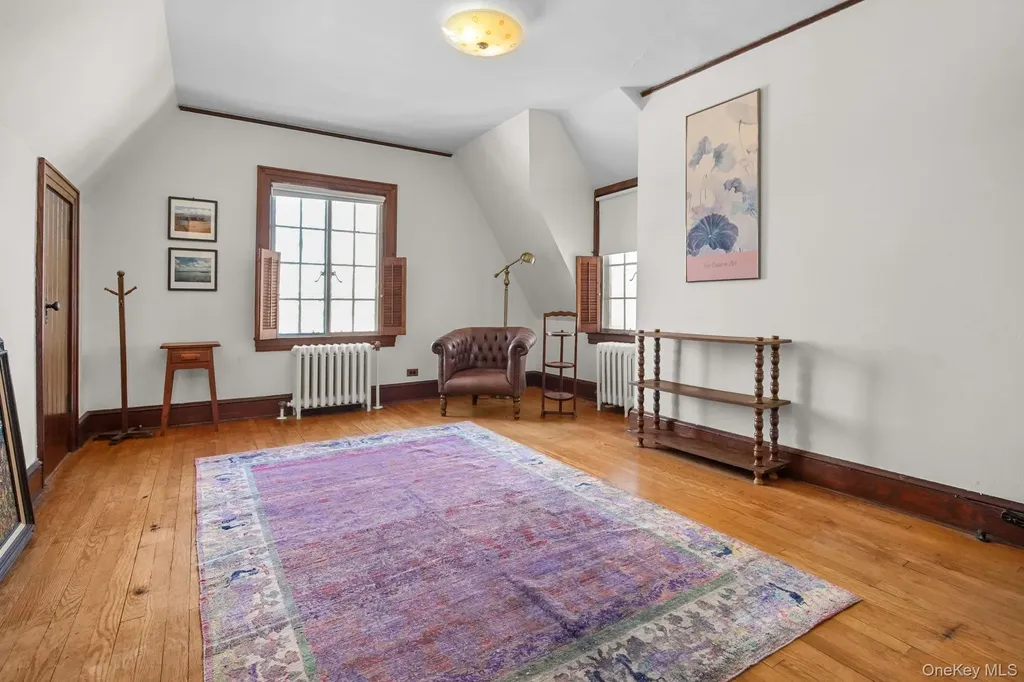 19 Surrey Lane Yonkers NY 10710