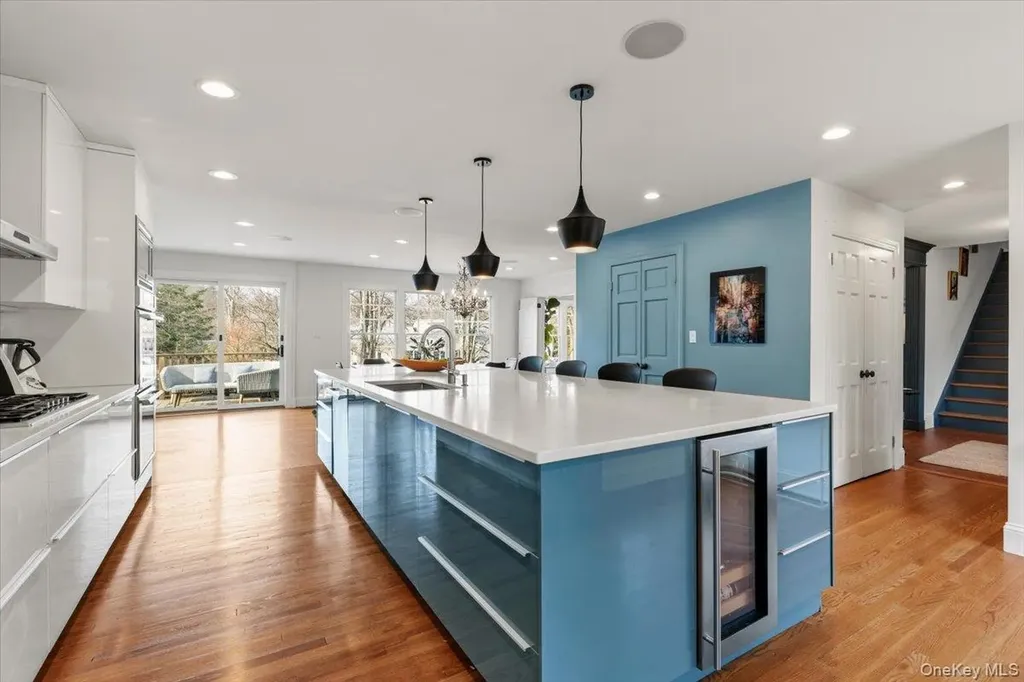 8 Douglas Circle Rye NY 10580