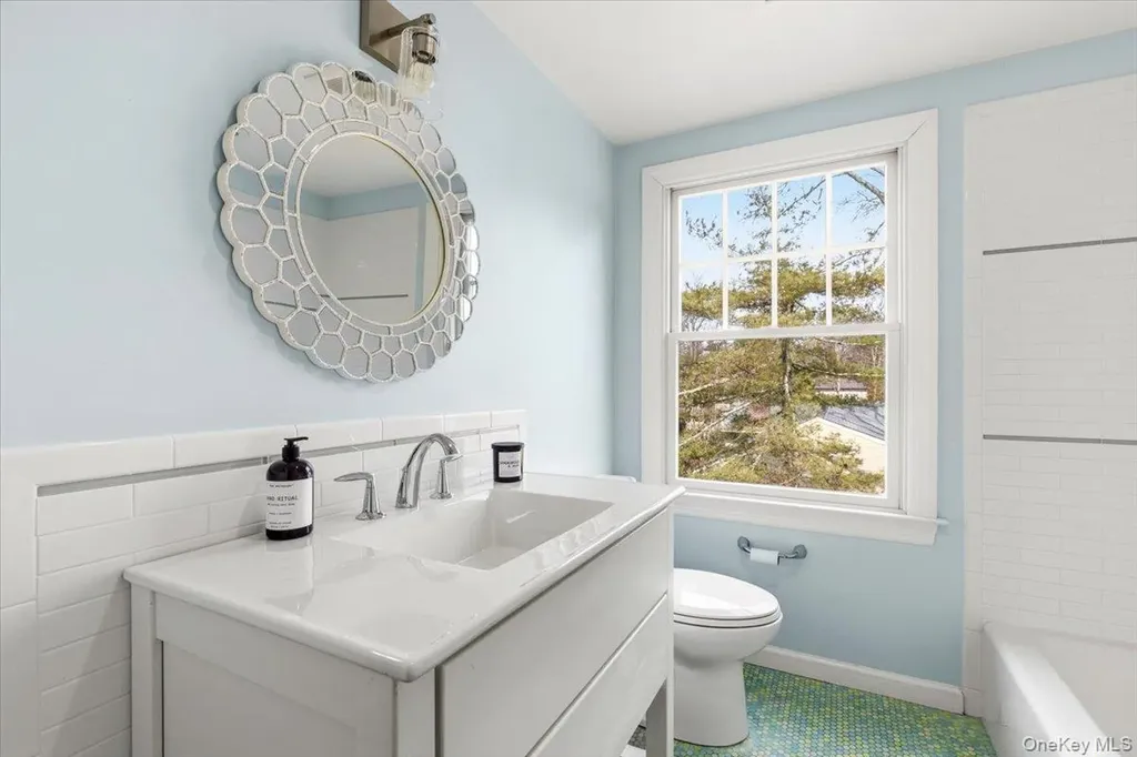 8 Douglas Circle Rye NY 10580