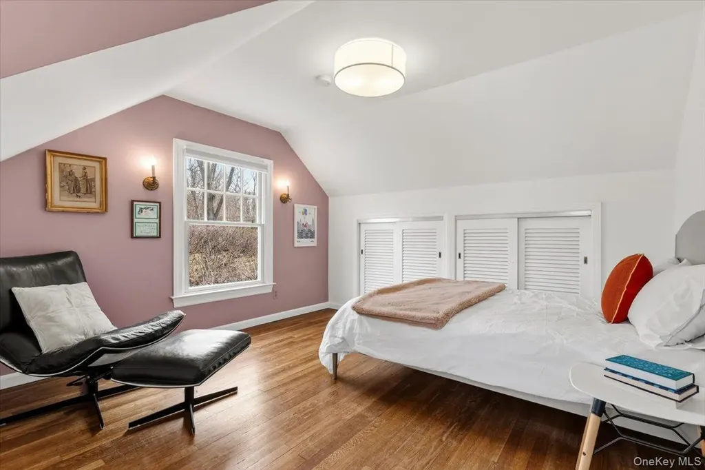 8 Douglas Circle Rye NY 10580