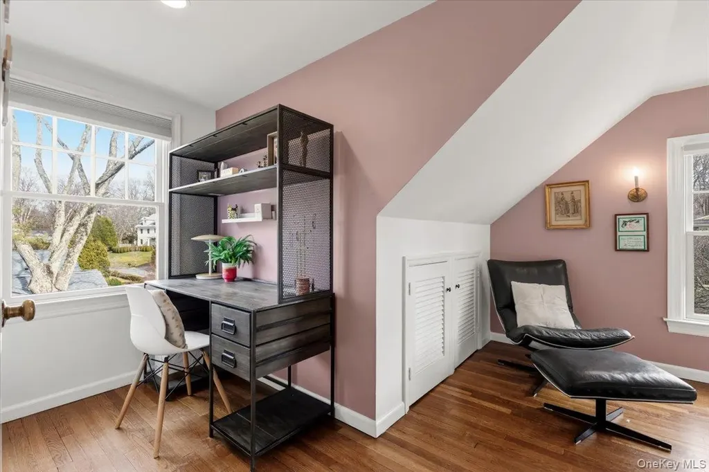 8 Douglas Circle Rye NY 10580