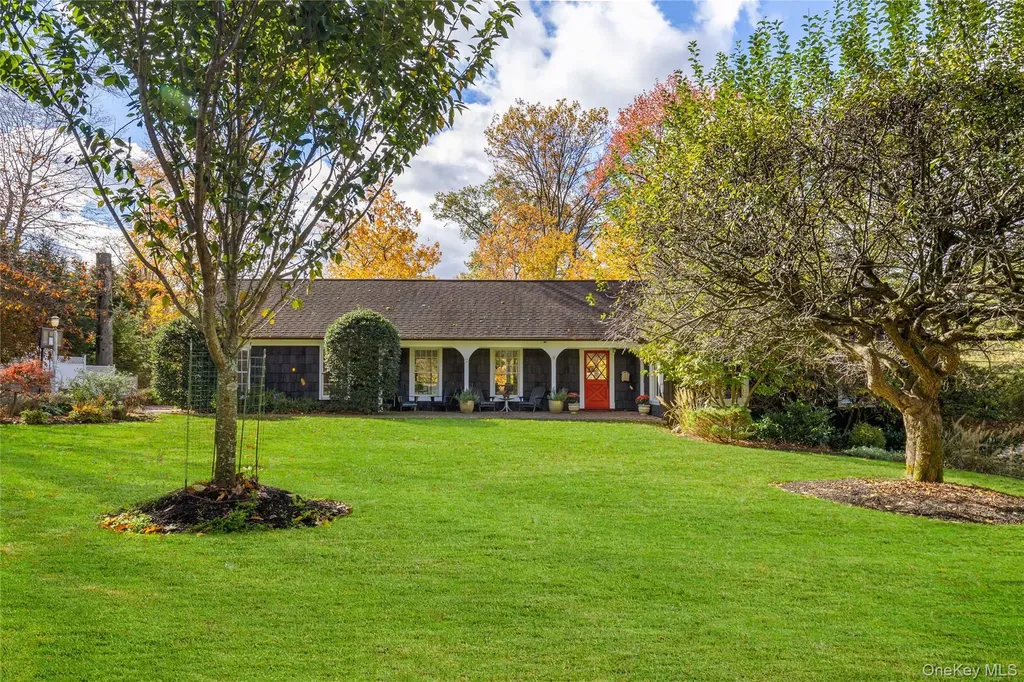8 Douglas Circle Rye NY 10580