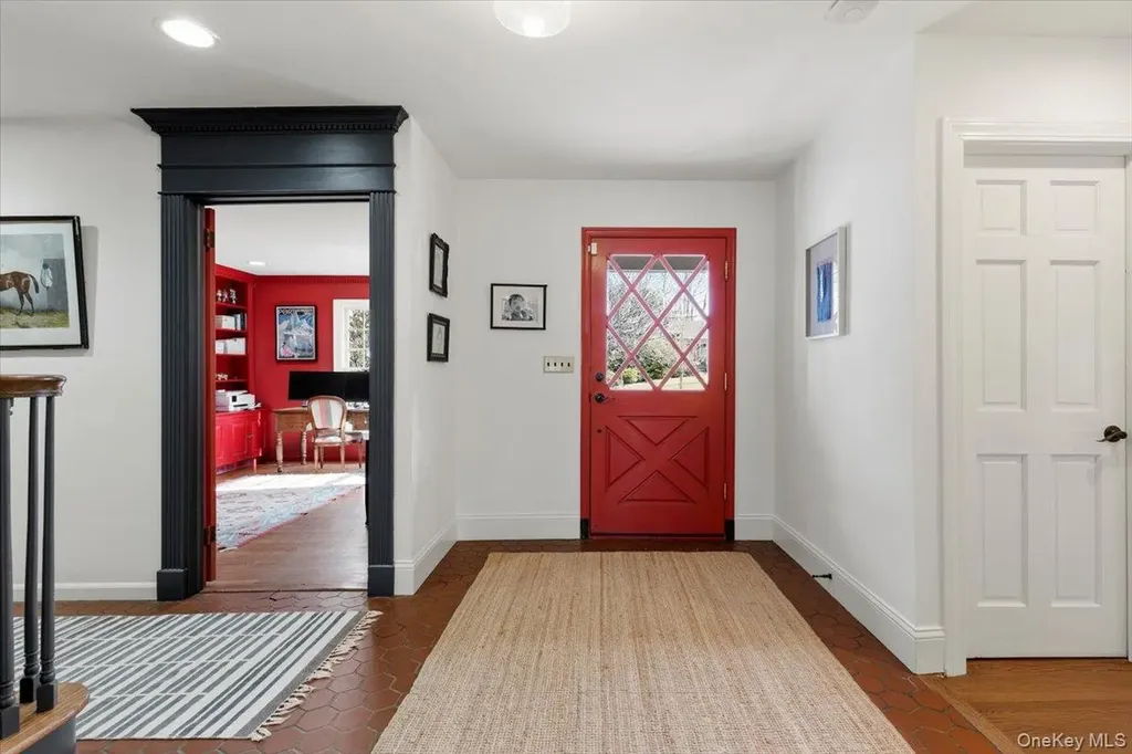 8 Douglas Circle Rye NY 10580