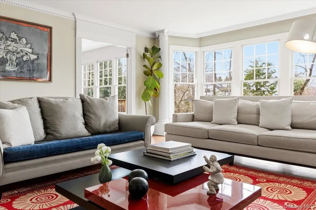 8 Douglas Circle Rye NY 10580