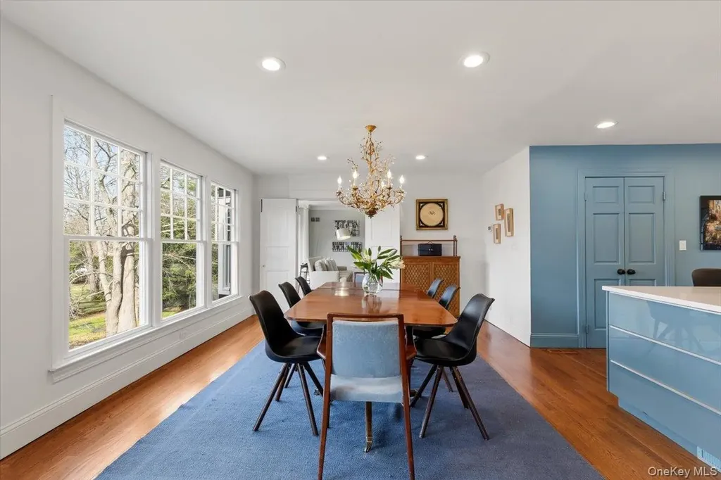8 Douglas Circle Rye NY 10580