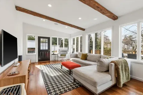8 Douglas Circle Rye NY 10580