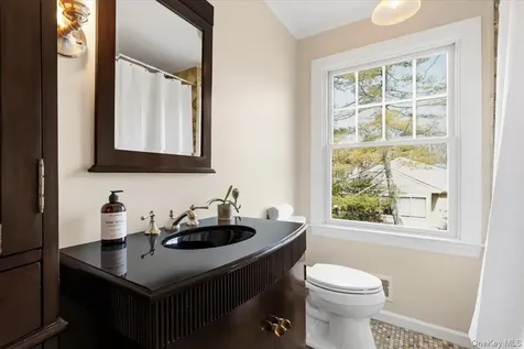 8 Douglas Circle Rye NY 10580