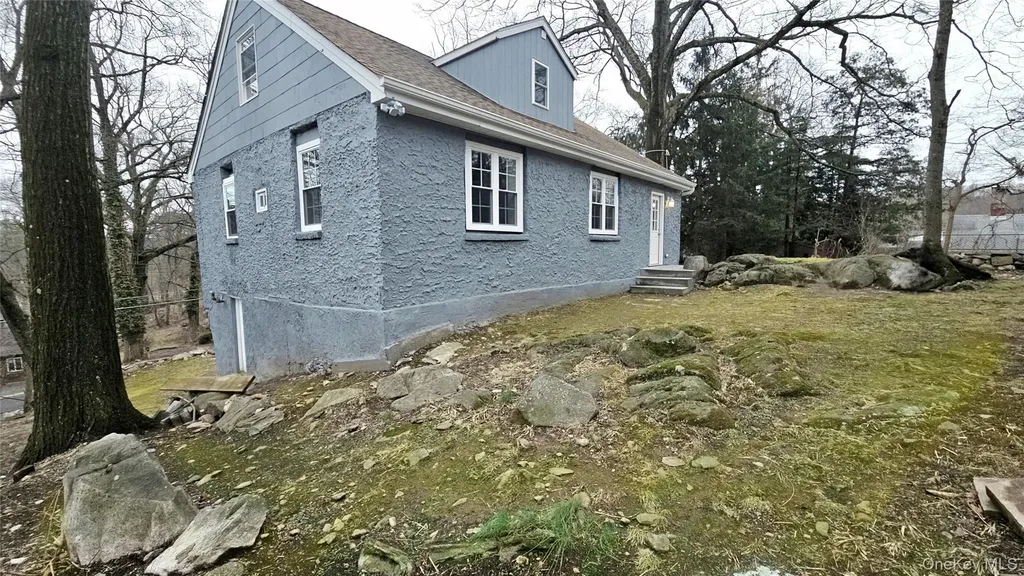 35 Avon Road Lake Peekskill NY 10537