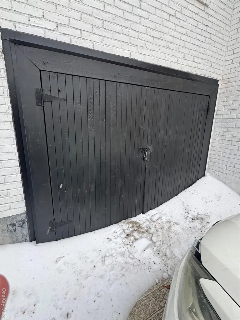 122 E Fulton Street Long Beach NY 11561