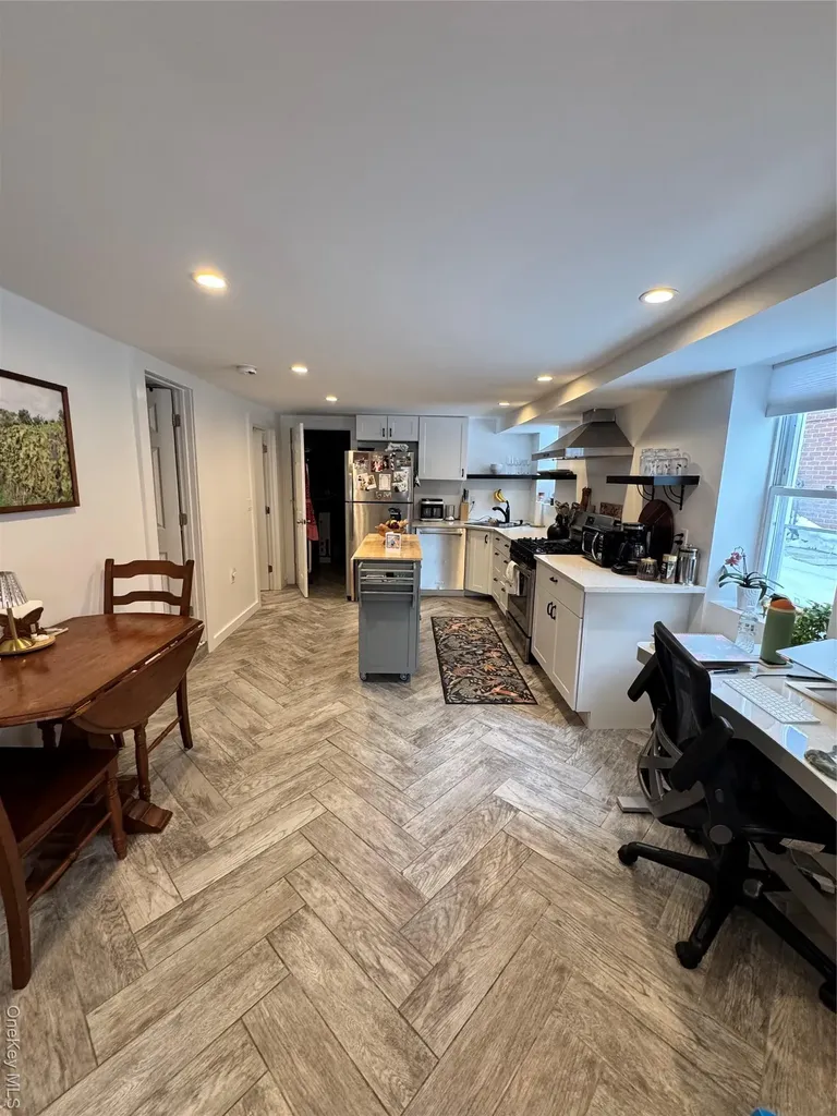 122 E Fulton Street Long Beach NY 11561