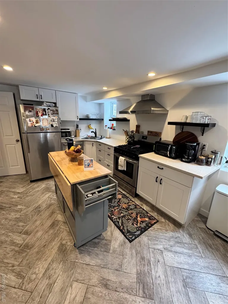 122 E Fulton Street Long Beach NY 11561