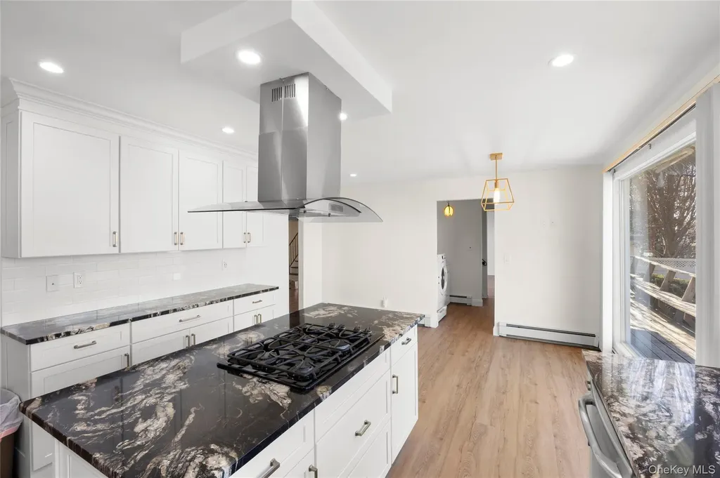 3146 Lee Place Bellmore NY 11710