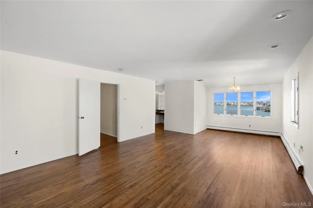 3146 Lee Place Bellmore NY 11710