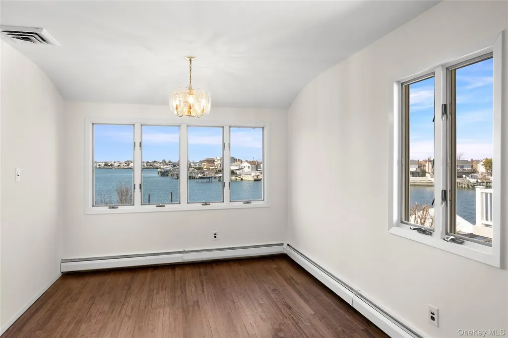 3146 Lee Place Bellmore NY 11710