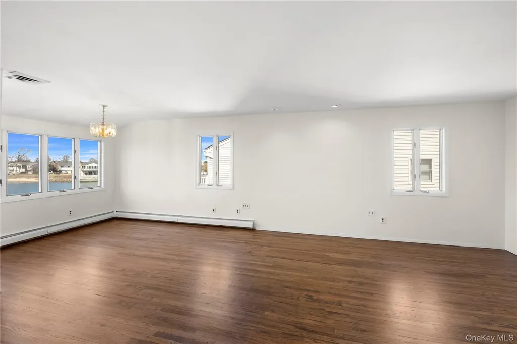 3146 Lee Place Bellmore NY 11710