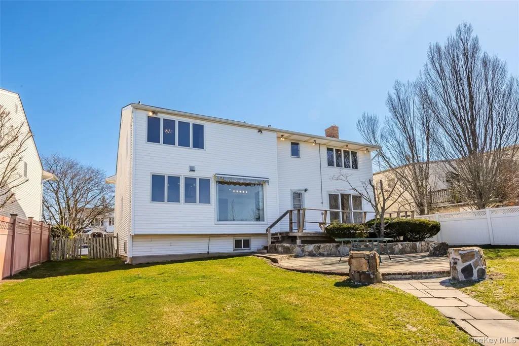 3146 Lee Place Bellmore NY 11710