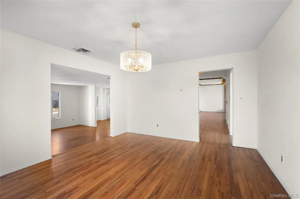 3146 Lee Place Bellmore NY 11710