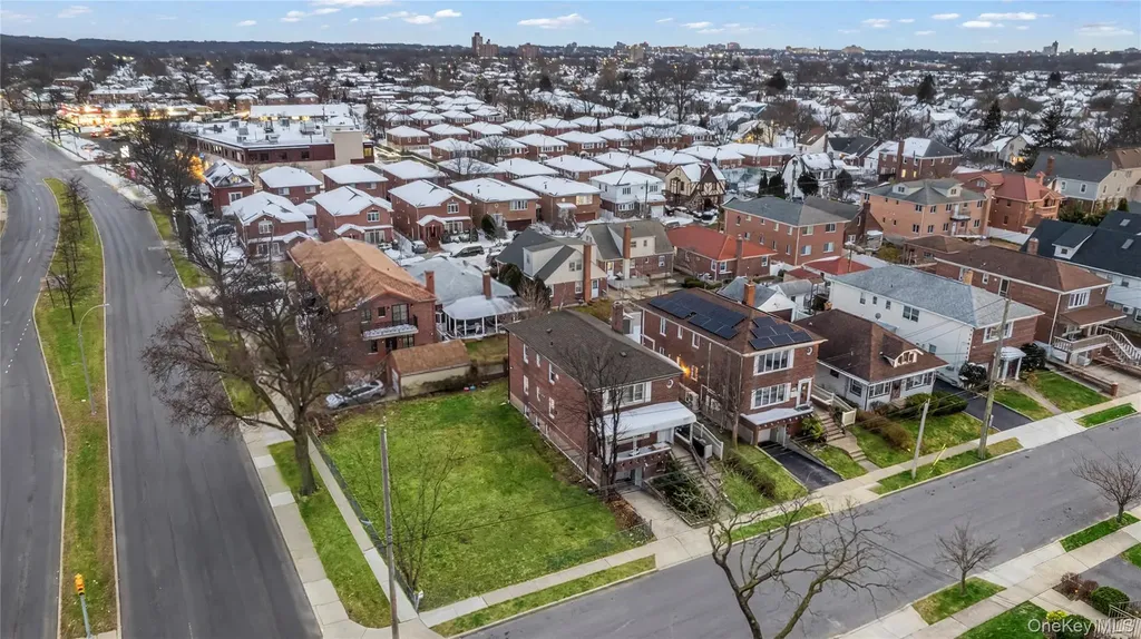196-64 45th Avenue Flushing NY 11358