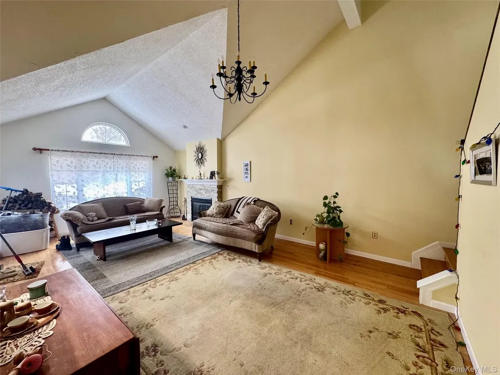 7 Juniper Lane Pawling NY 12564