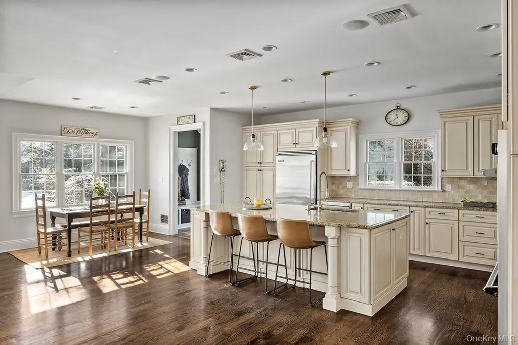 24 Loines Avenue Merrick NY 11566