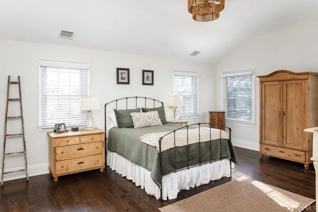 24 Loines Avenue Merrick NY 11566