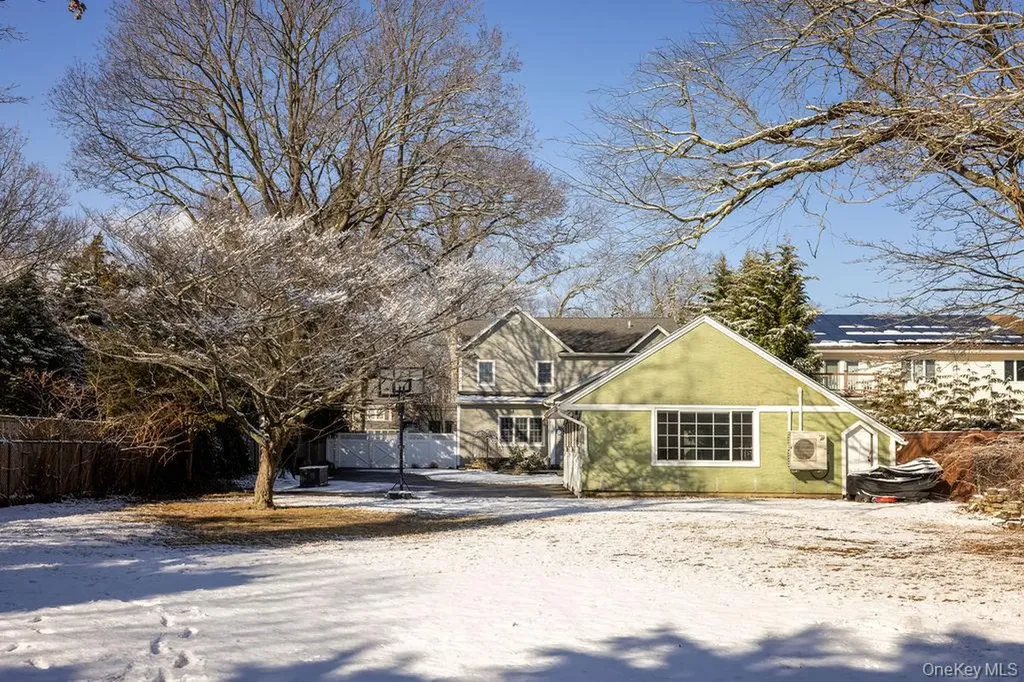 24 Loines Avenue Merrick NY 11566