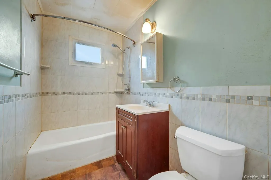 155 Mountaindale Road Yonkers NY 10710