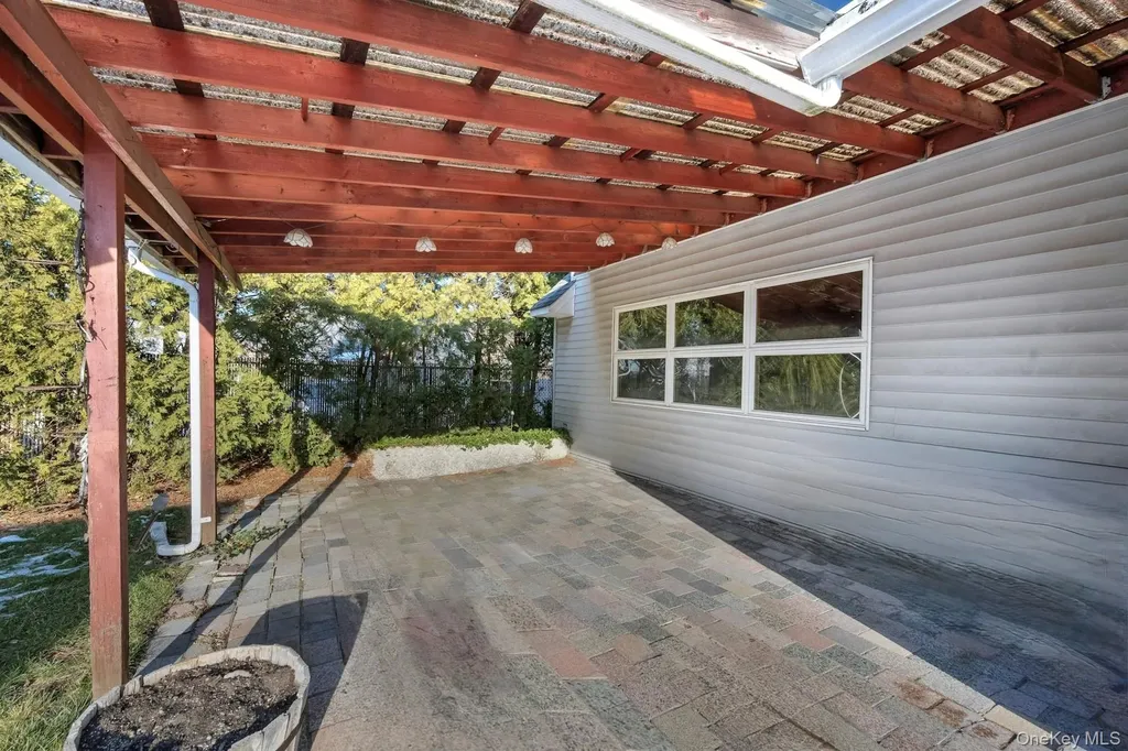 155 Mountaindale Road Yonkers NY 10710