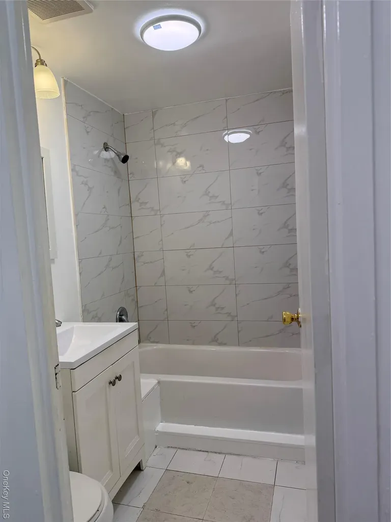 87-14 57th Road Elmhurst NY 11373