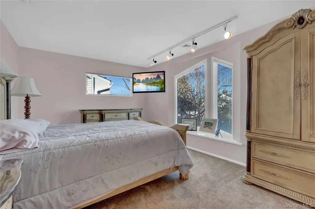 2988 Lee Place Bellmore NY 11710