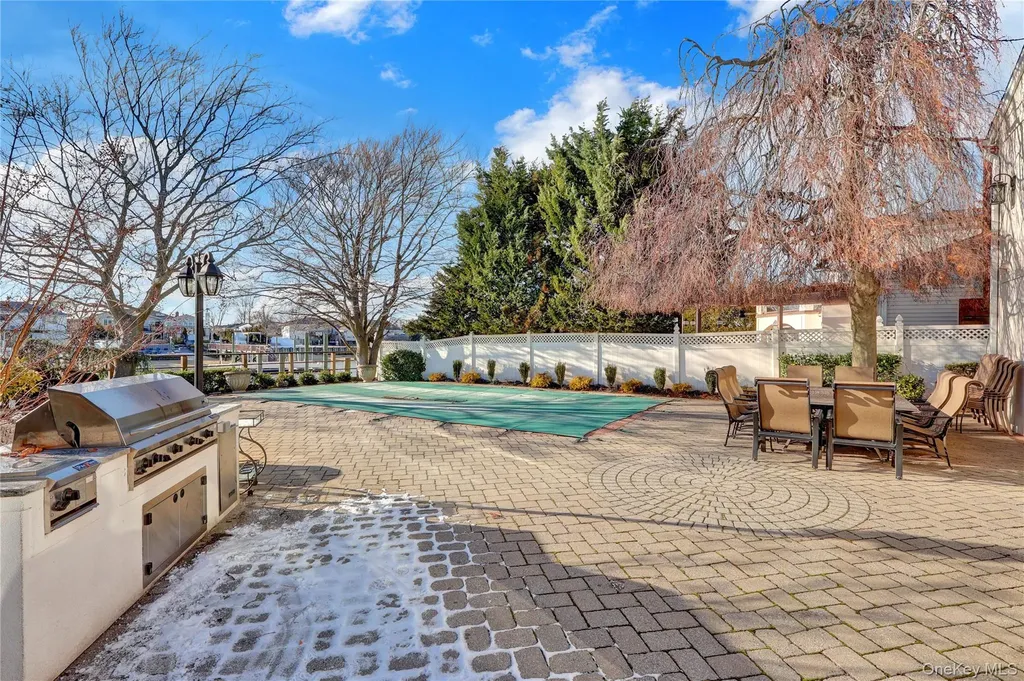 2988 Lee Place Bellmore NY 11710